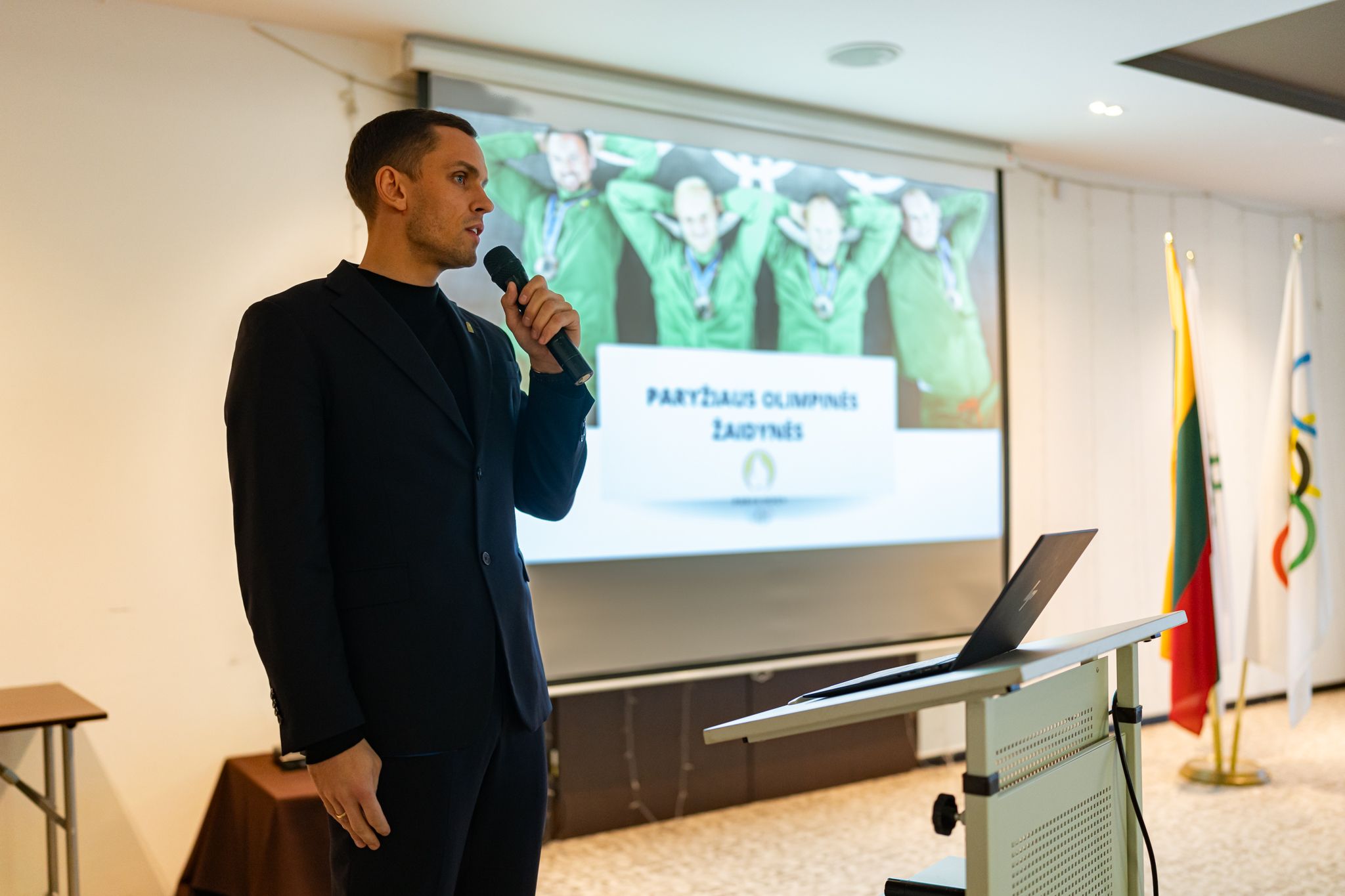 LKF generalinis sekretorius LTOK seminare sporto federacijų vadovams / Vytauto Dranginio / LTOK nuotr.