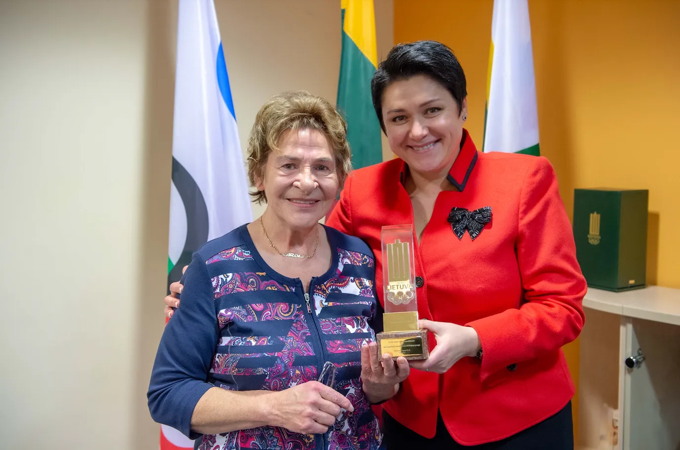G.Ramoškienė su LTOK prezidente D.Gudzinevičiūte