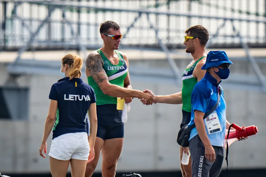 Aurimas Adomavičius ir Saulius Ritter 2021 m. Tokijo olimpinėse žaidynėse (V.Dranginio nuotr.)