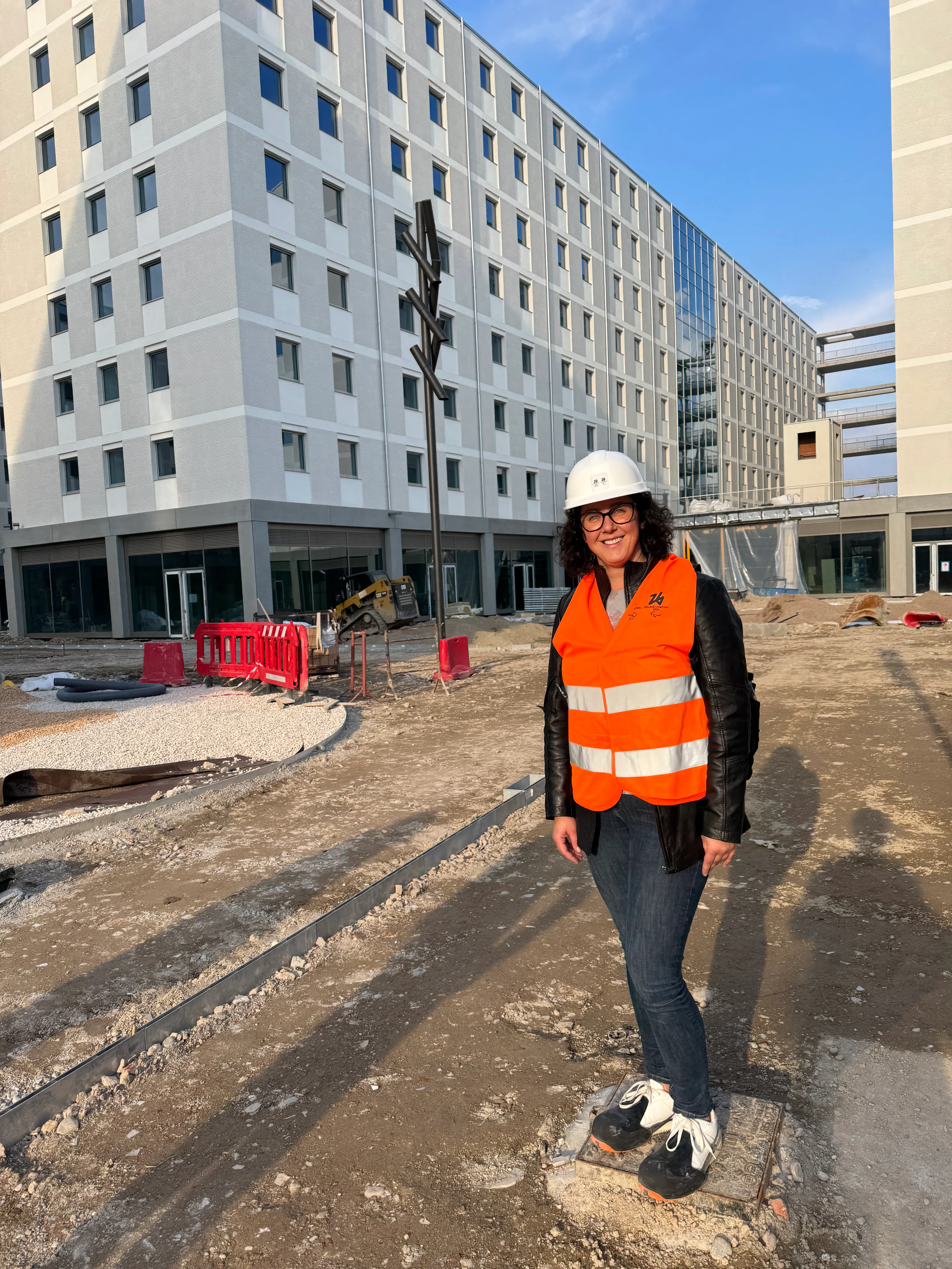 Milano ir Kortinos žiemos olimpinių žaidynių misijos vadovė ir LTOK Olimpinio sporto direktorė Agnė Vanagienė apžiūri būsimas arenas ir olimpinius kaimelius