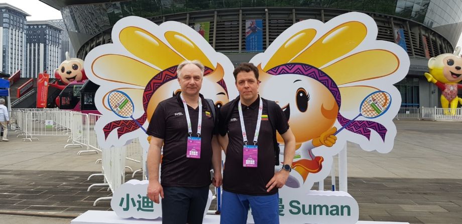 Lietuvos badmintono federacijos prezidentas tauragiškis Vilmantas Liorančas džiaugiasi didėjančiu badmintono populiarumu tarp mėgėjų, bet jam nerimą kelia didelio meistriškumo sportininkų stoka.