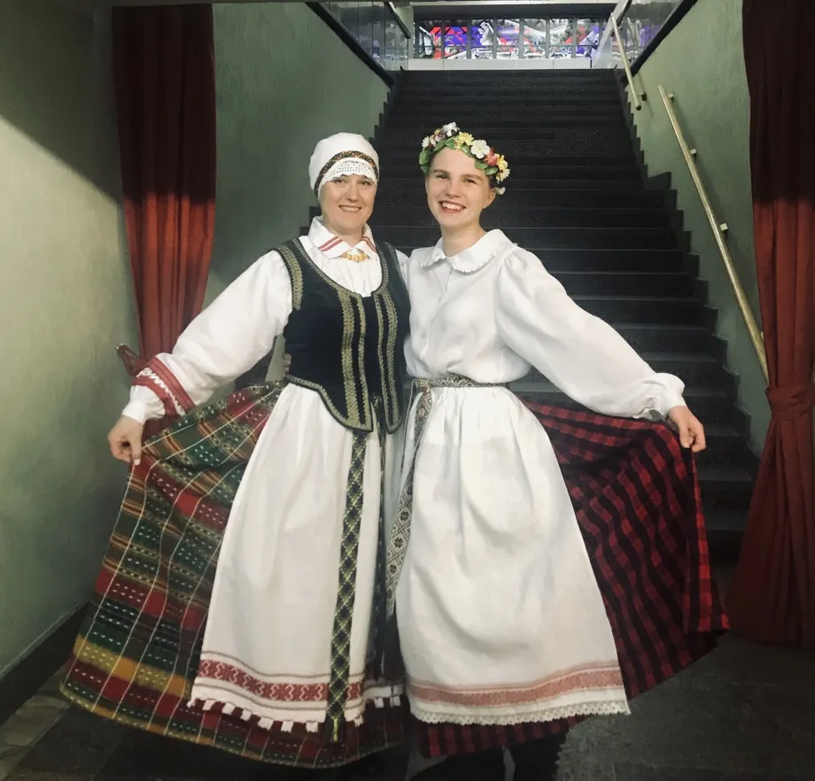 I.Vidžiūnienė ir A.Mikėnaitė