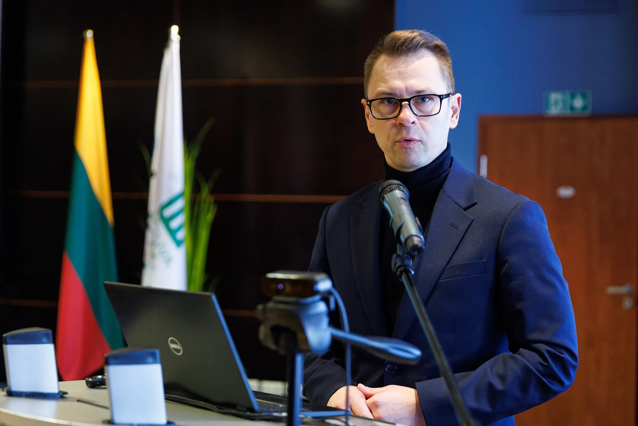LTOK Generalinė asamblėjoje į LTOK narius kreipėsi Ministro Pirmininko patarėjas regionų politikos, nevyriausybinių organizacijų ir sporto klausimais Povilas Saulevičius / Elvio Žaldario / LTOK nuotr.